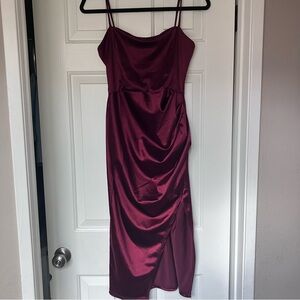 New Windsor Formal Burgundy Dress